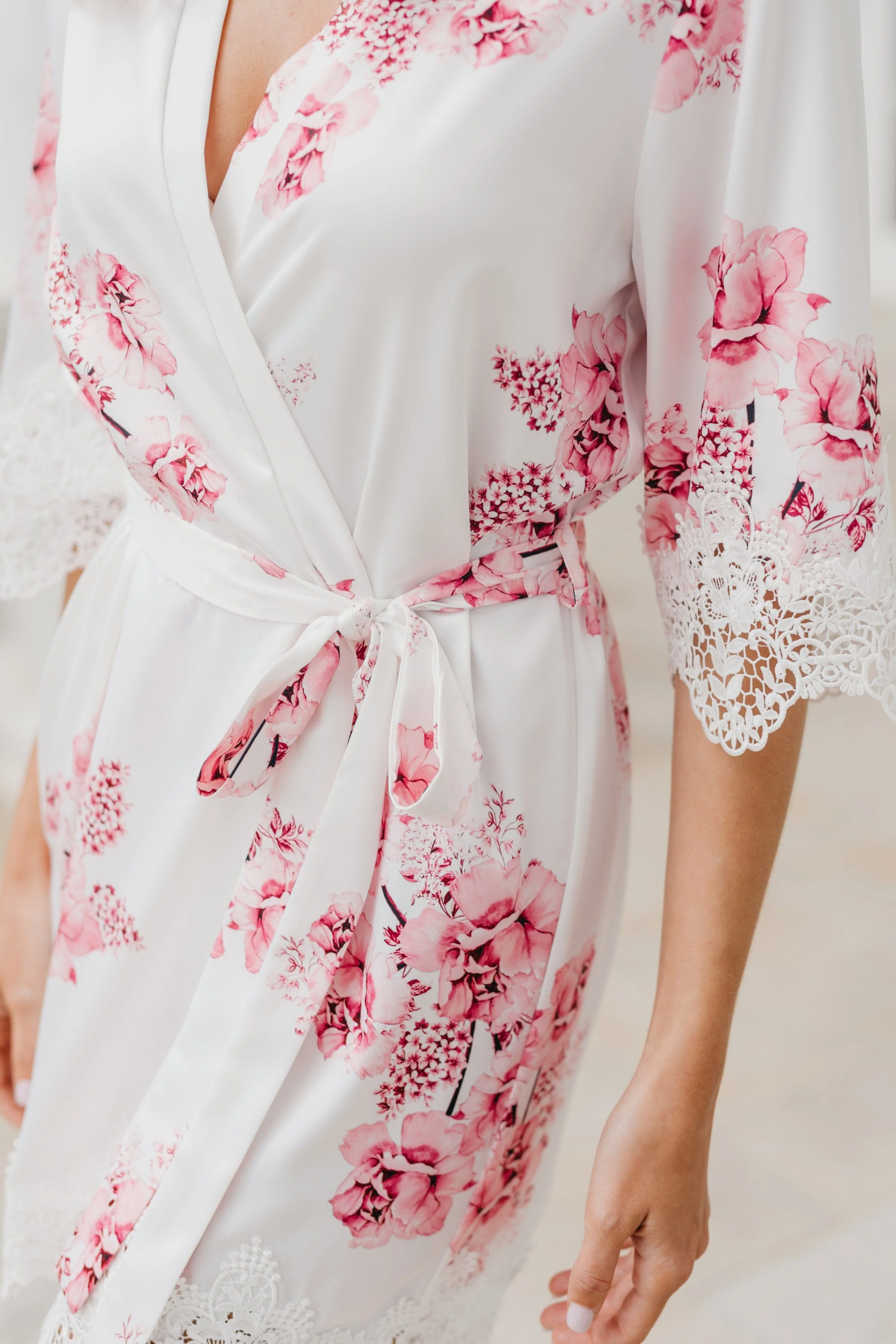 Ivana Bouquet De Fleur Printed Robe - Image 3
